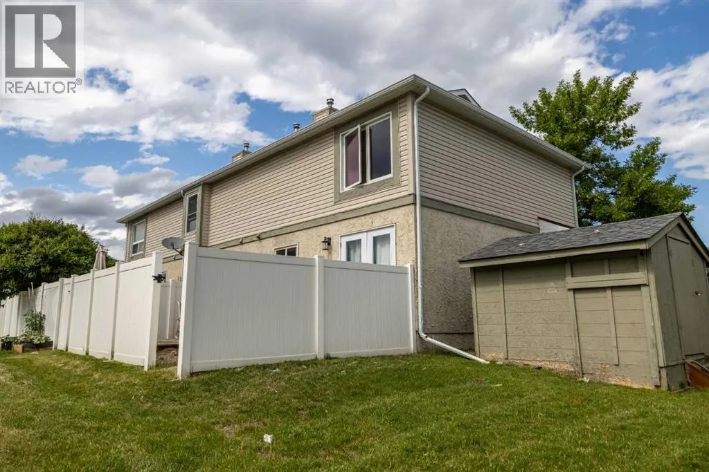 105 Deer Ridge Lane SE