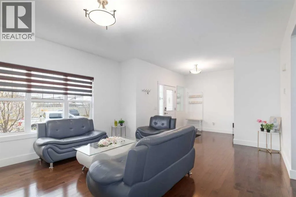 110 Merganser Crescent