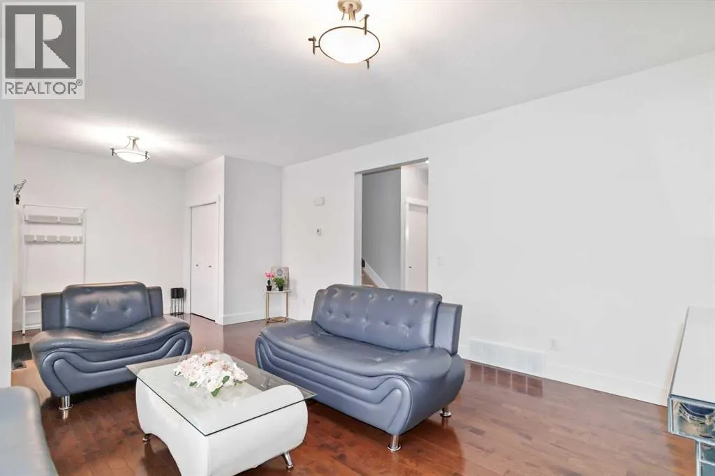 110 Merganser Crescent