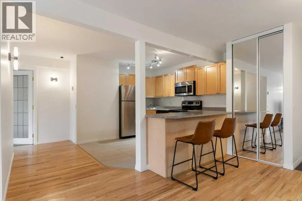 10, 210 25 Avenue SW