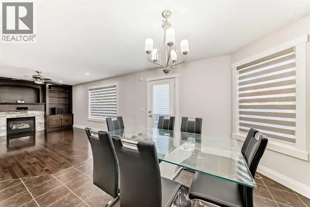 40 Martha's Meadow Place NE