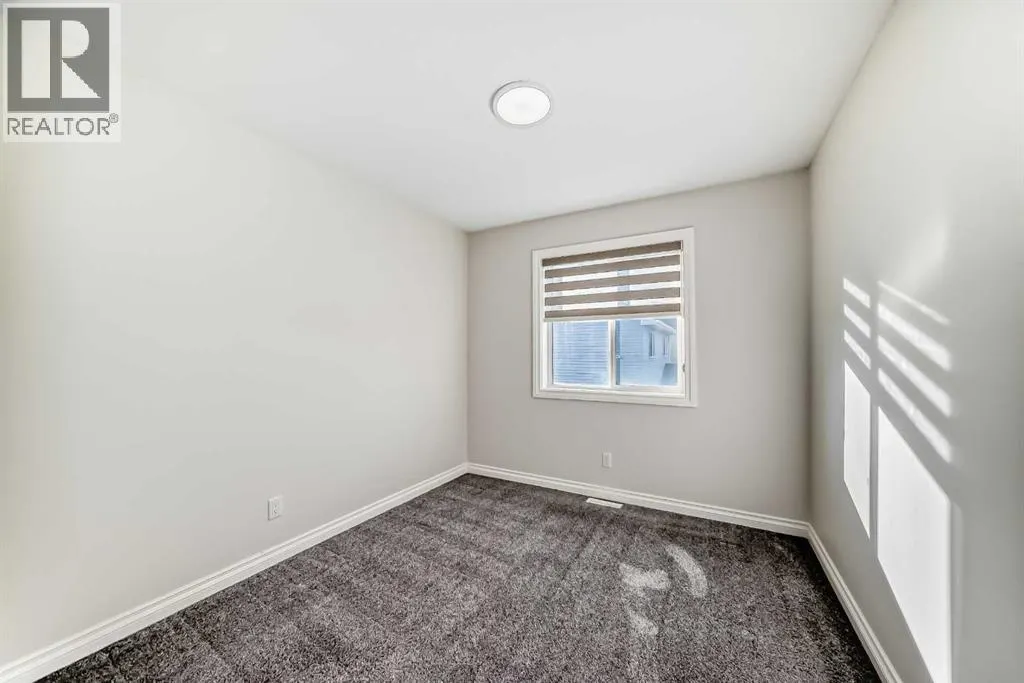 40 Martha's Meadow Place NE