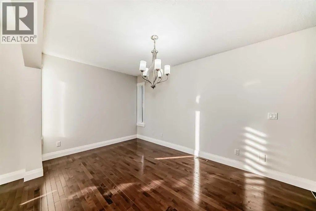 40 Martha's Meadow Place NE