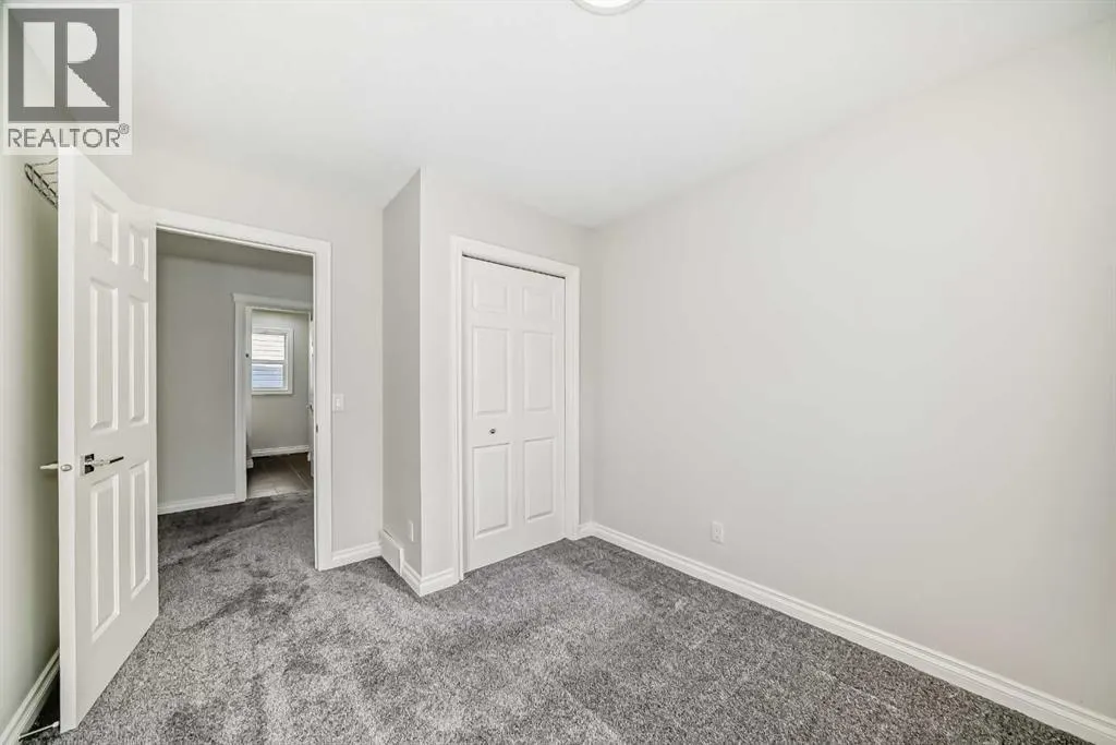 40 Martha's Meadow Place NE