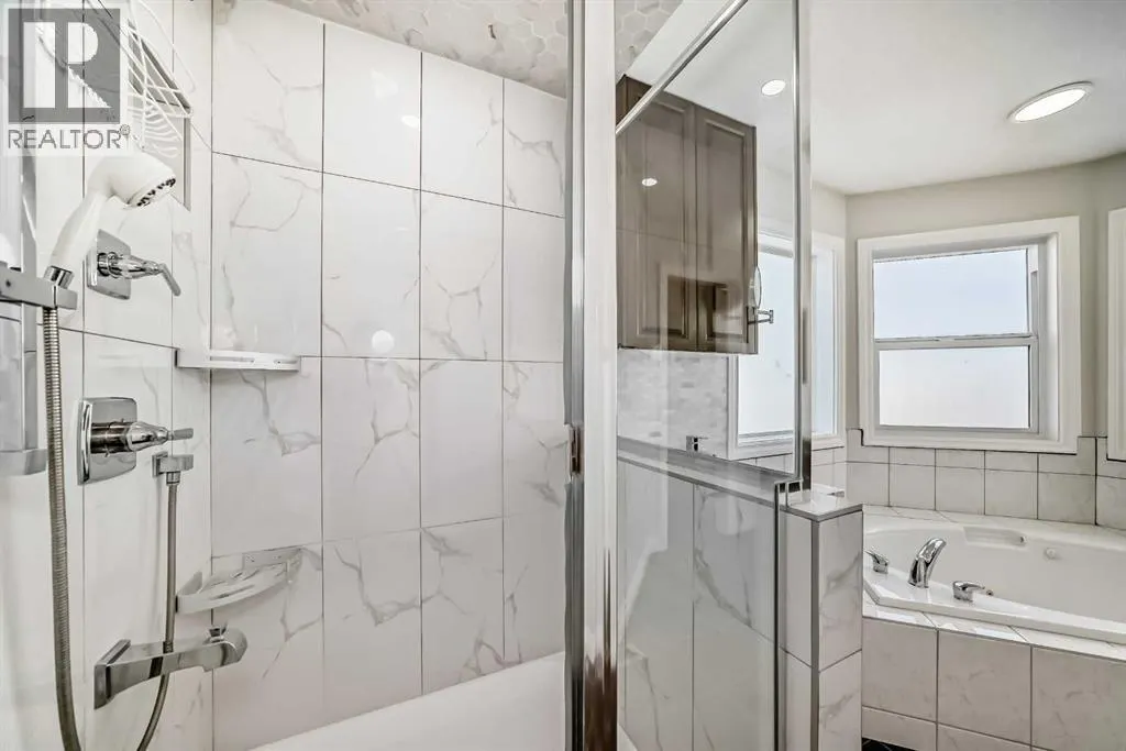 40 Martha's Meadow Place NE