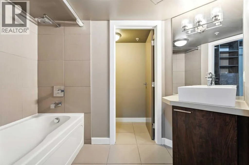 501, 220 12 Avenue SE