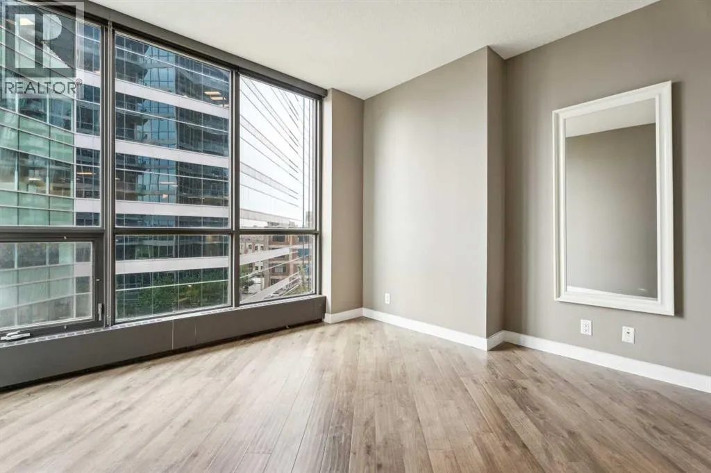 501, 220 12 Avenue SE