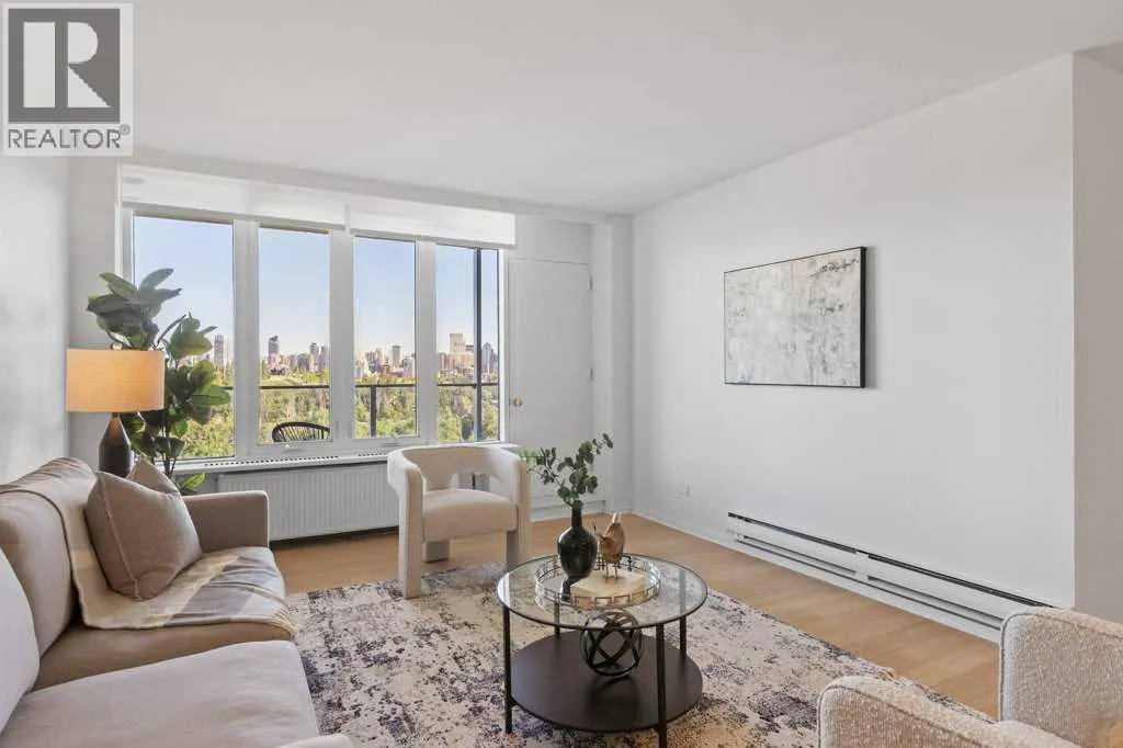 708, 3204 Rideau Place SW