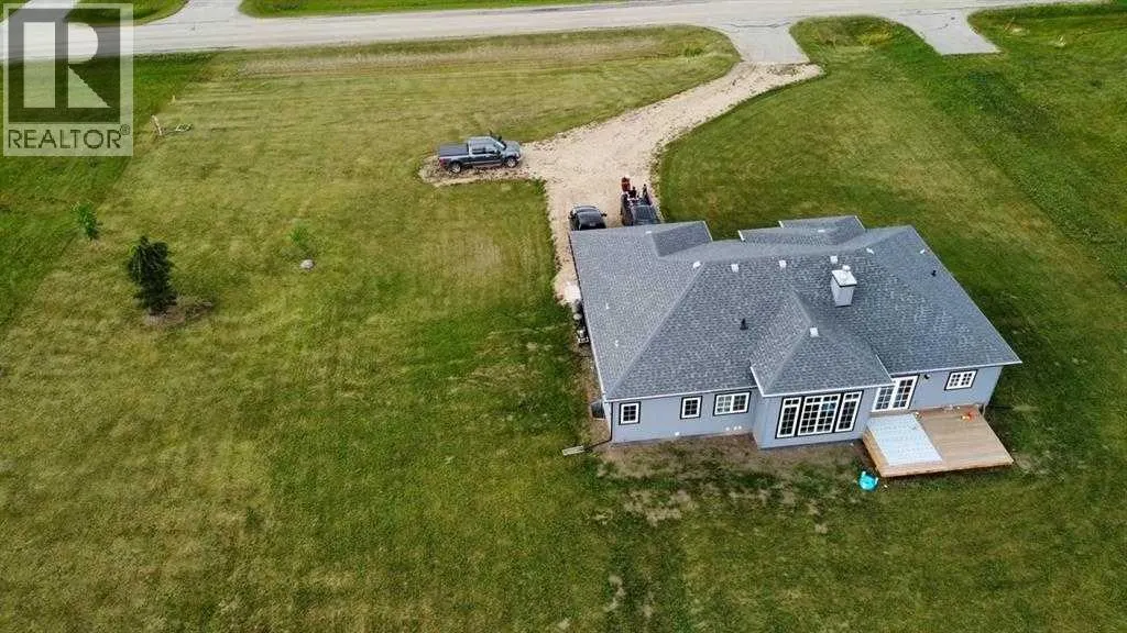 11, 1049 Alberta Avenue