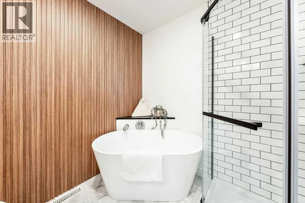 44, 10030 Oakmoor Way SW