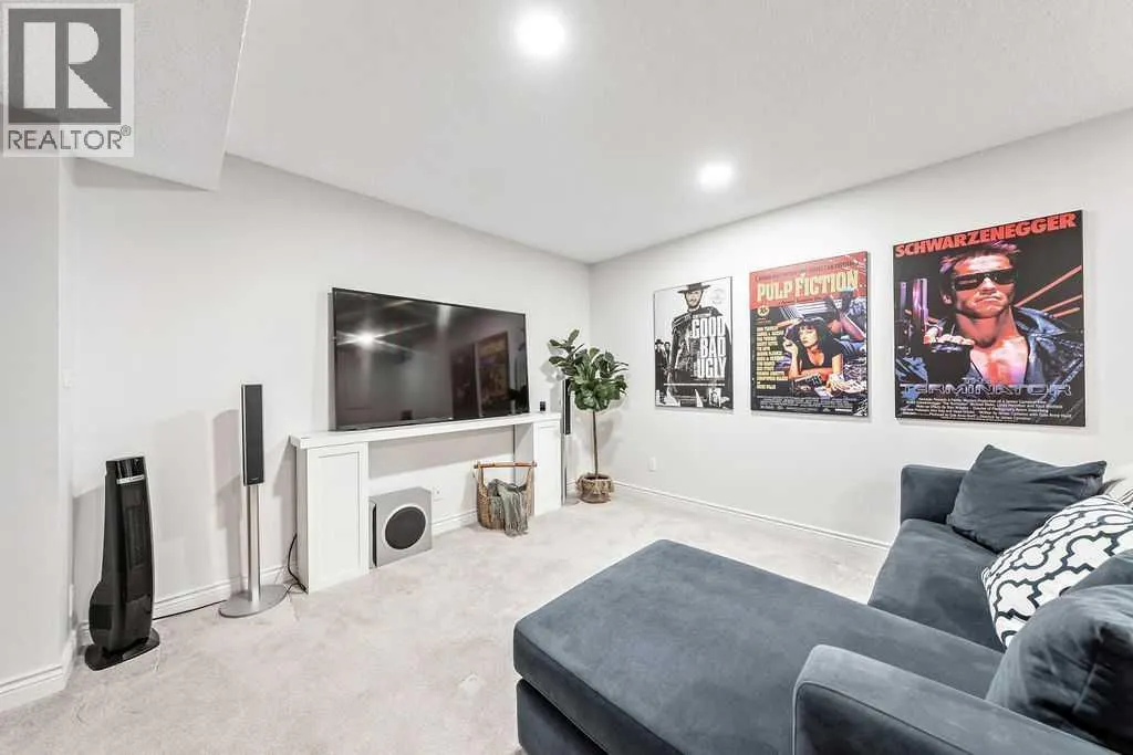 44, 10030 Oakmoor Way SW