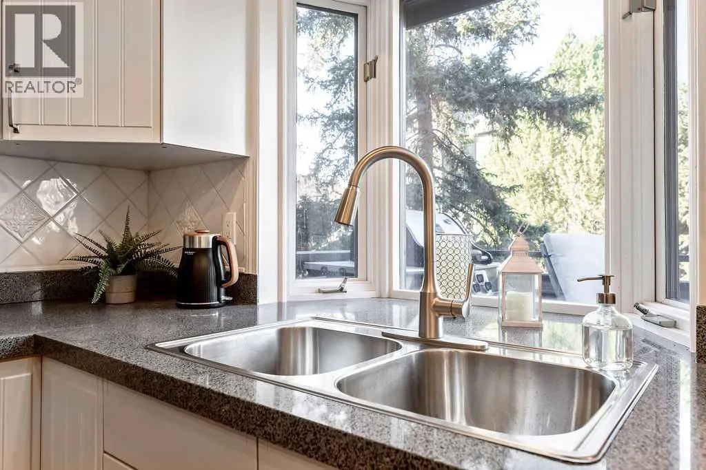 44, 10030 Oakmoor Way SW