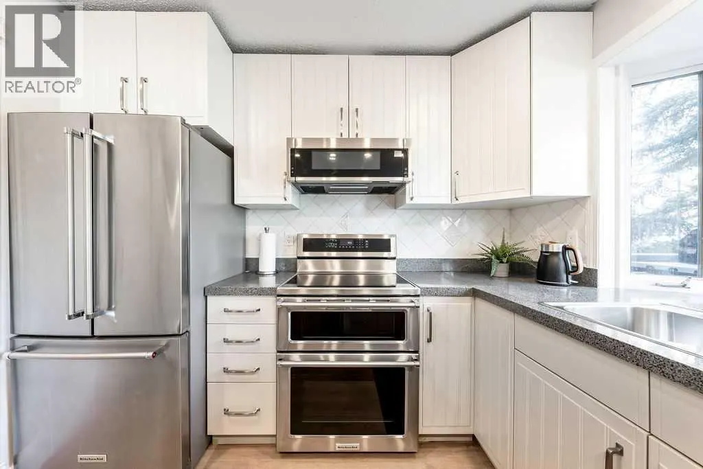 44, 10030 Oakmoor Way SW