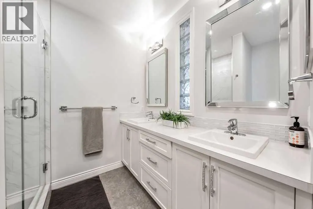 44, 10030 Oakmoor Way SW