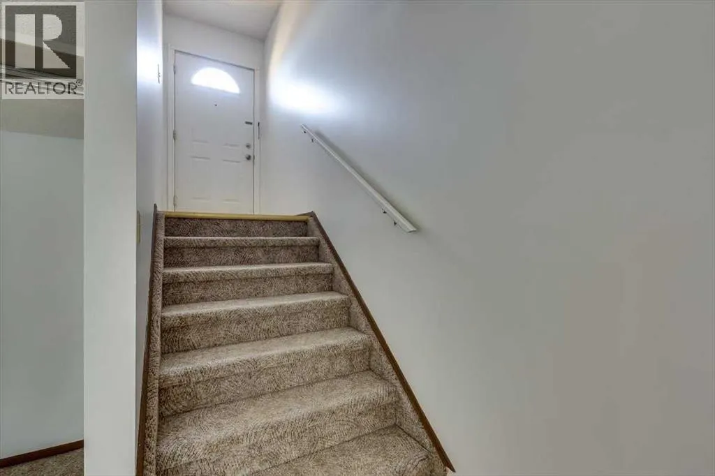 5418 and 5422 48 Avenue