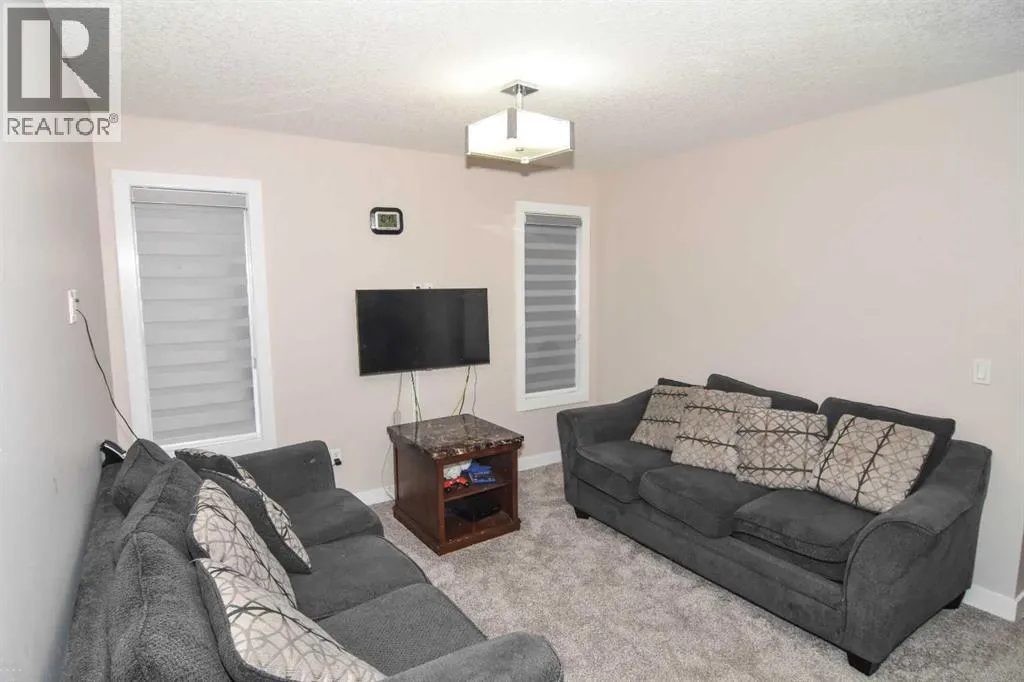 320 Nolancrest Circle NW