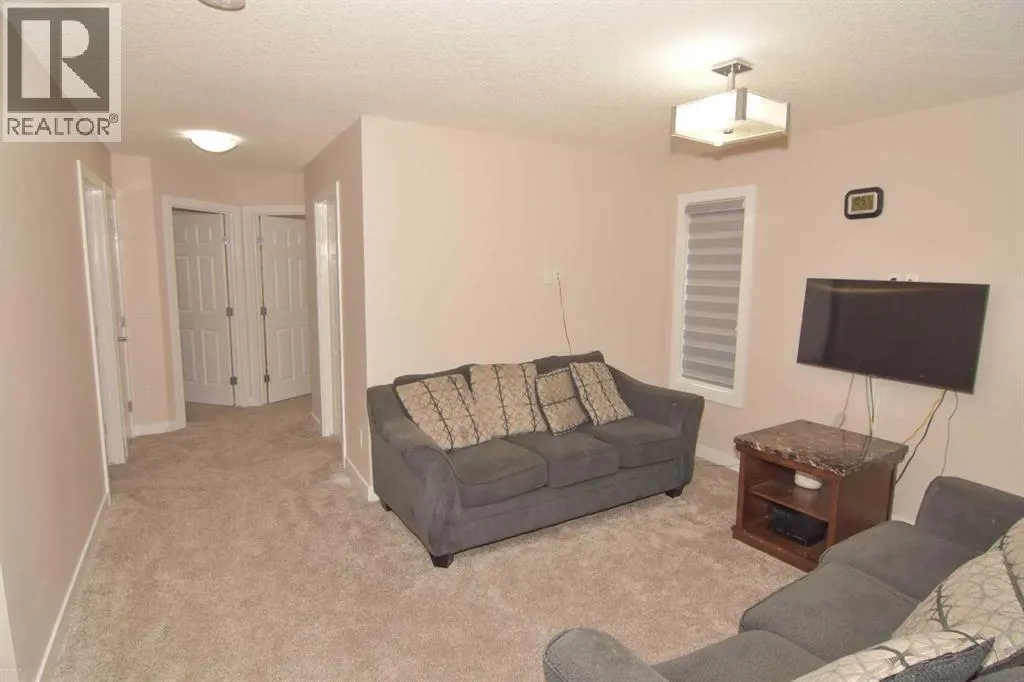 320 Nolancrest Circle NW