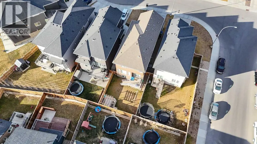 320 Nolancrest Circle NW