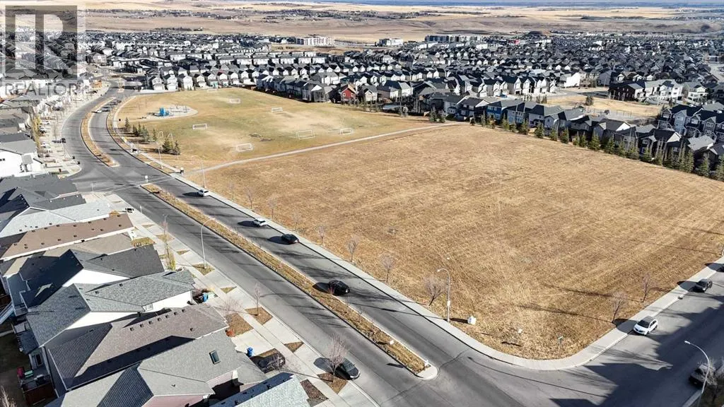 320 Nolancrest Circle NW