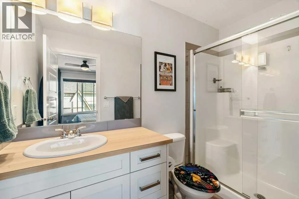 2202, 250 Fireside View