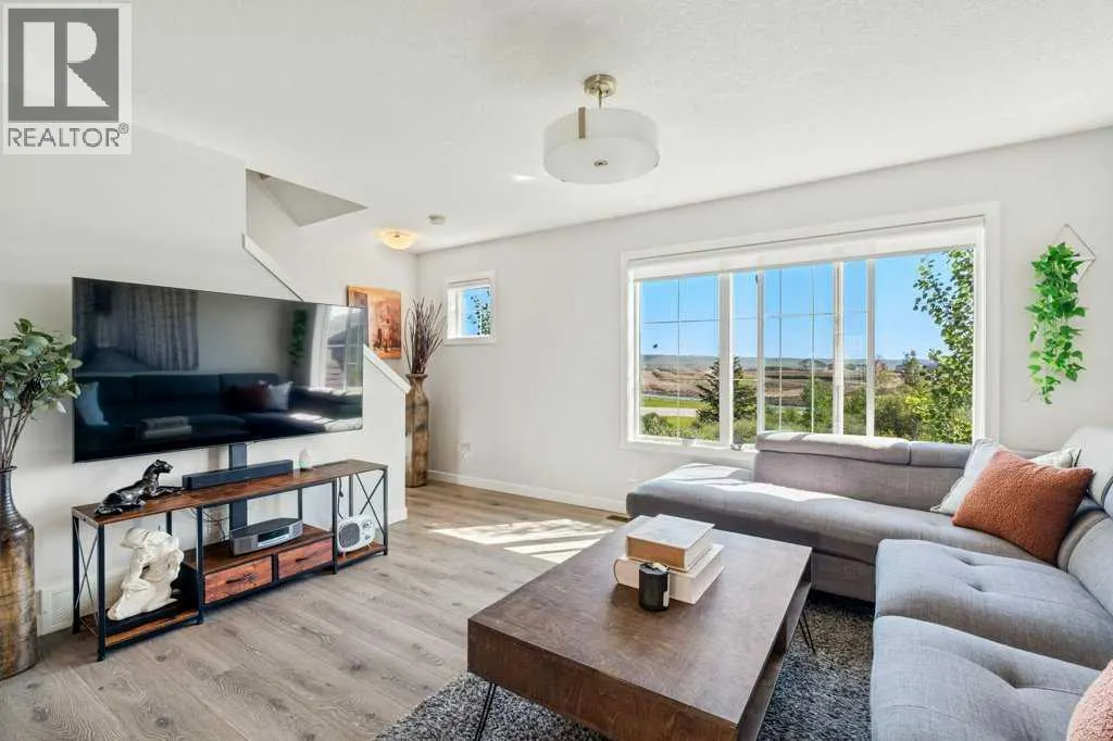 2202, 250 Fireside View