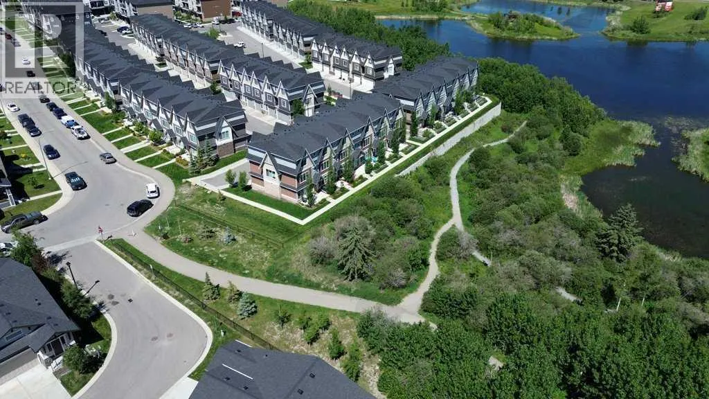 2202, 250 Fireside View