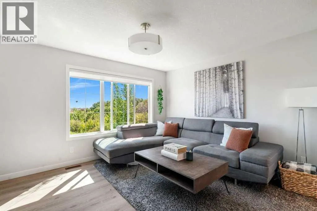 2202, 250 Fireside View