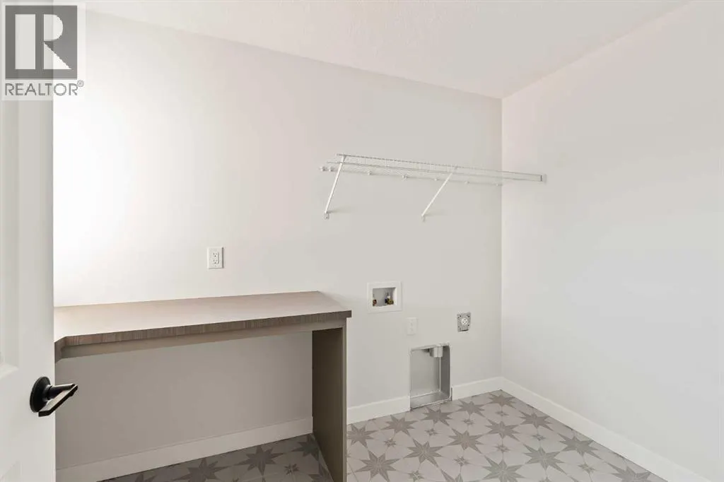 152 Creekstone Circle SW