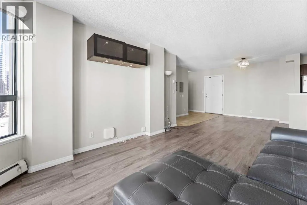 910, 1111 6 Avenue SW