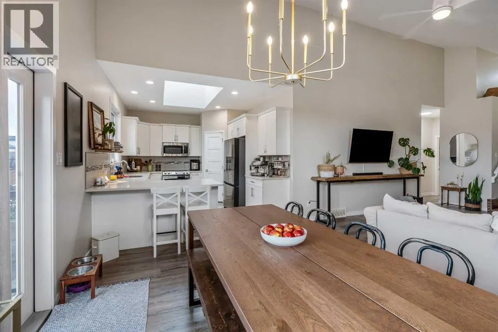 225 Lasalle Terrace W