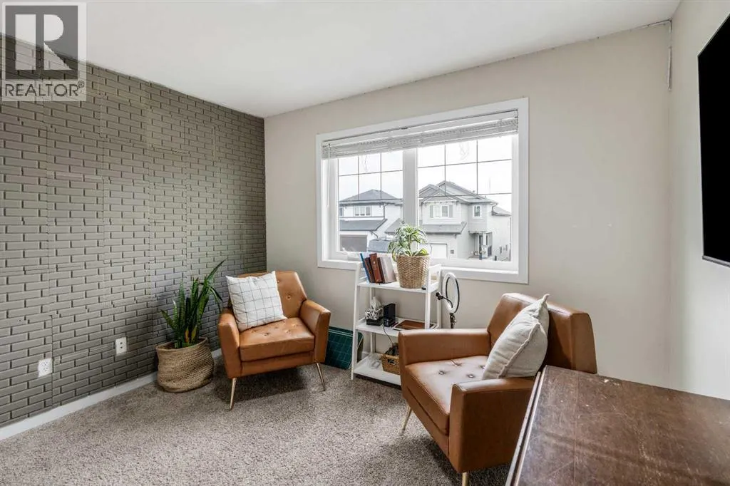 225 Lasalle Terrace W