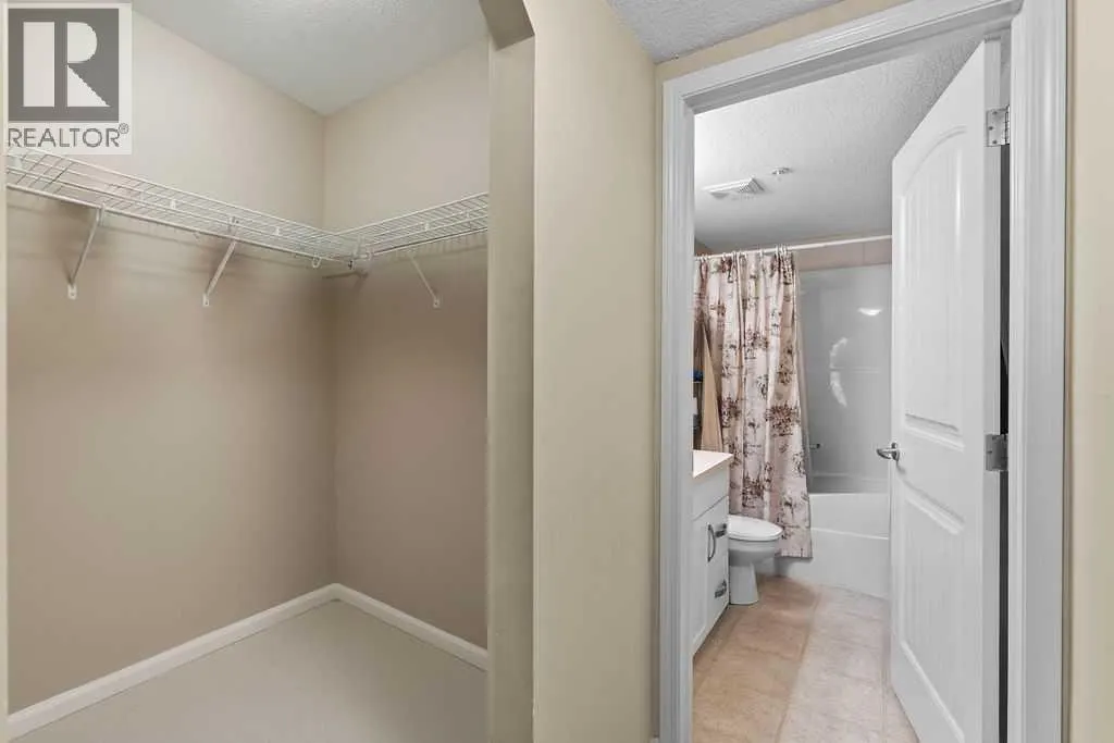 3208, 115 Prestwick Villas SE