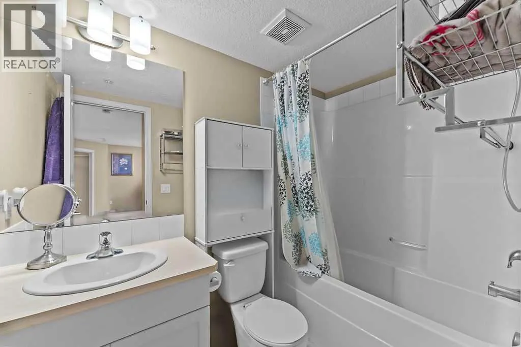 3208, 115 Prestwick Villas SE