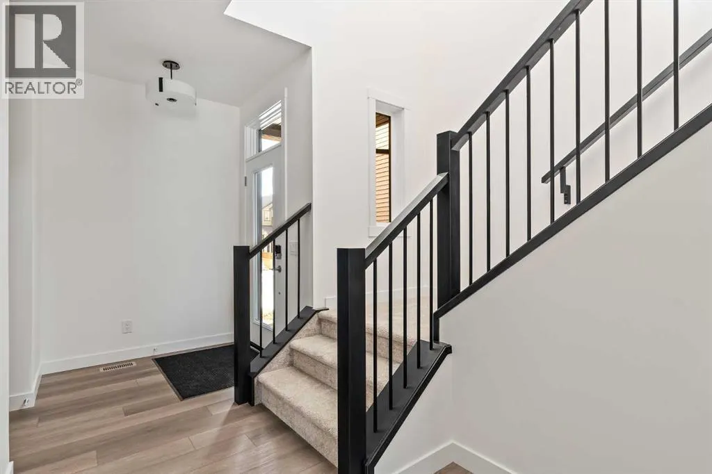 168 Creekstone Circle SW