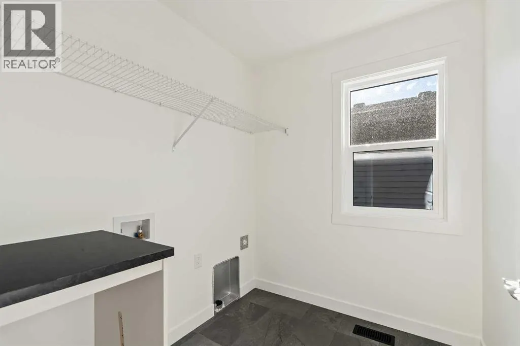 168 Creekstone Circle SW