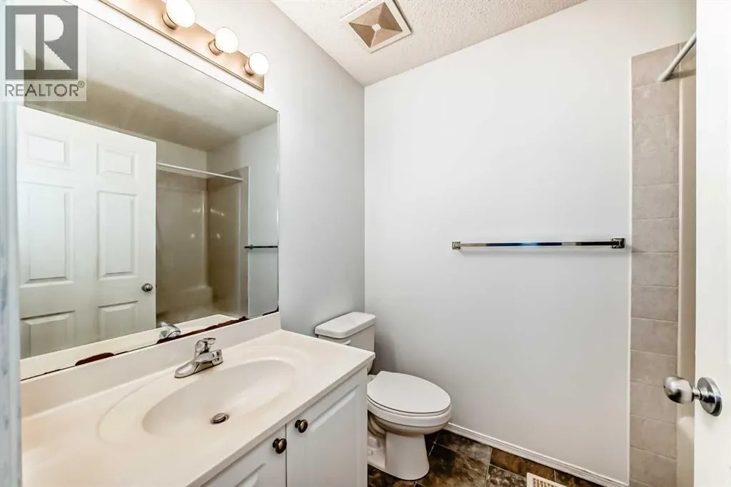 8 Cranfield Place SE