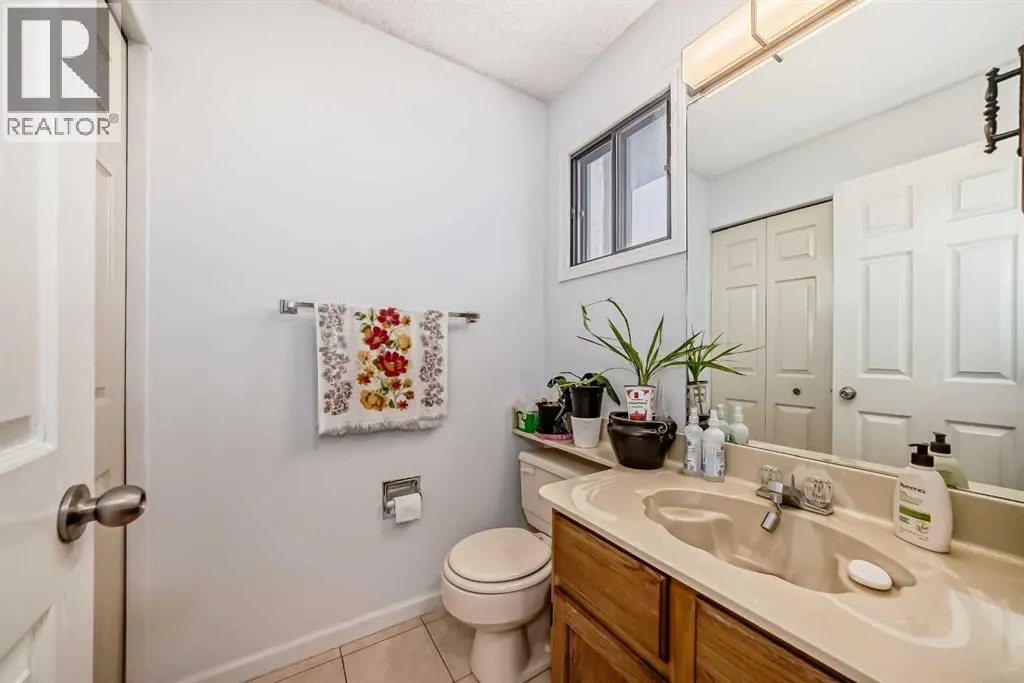 7 Hawksley Crescent NW