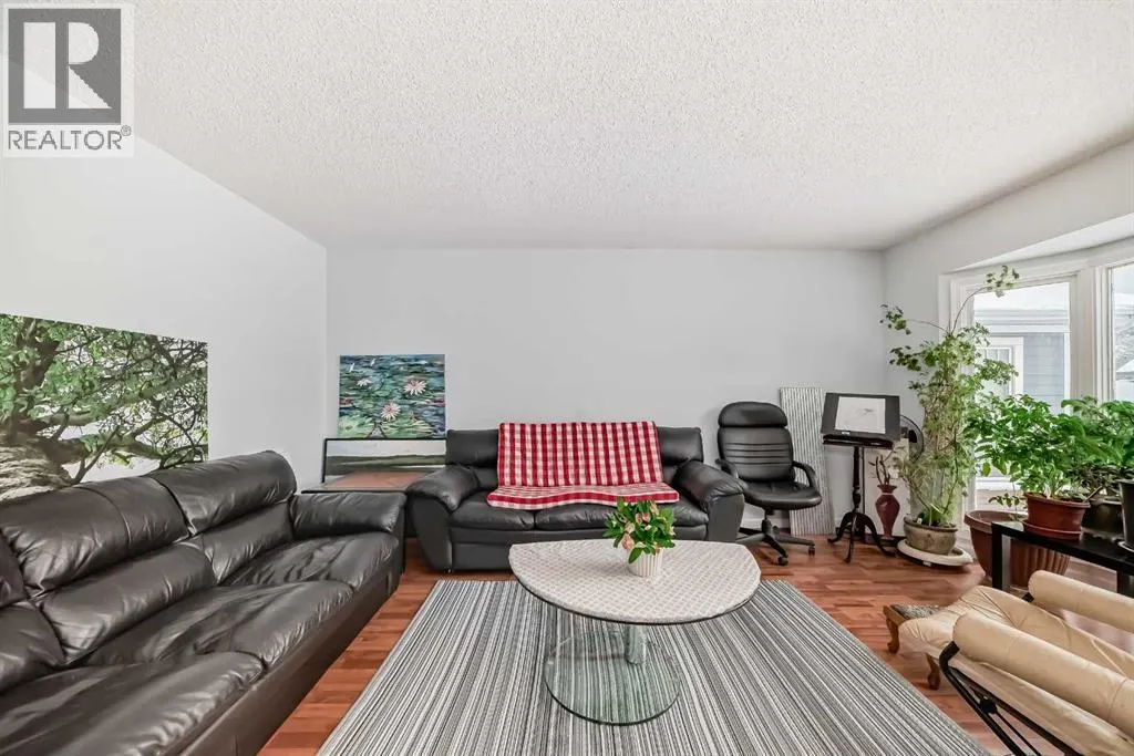 7 Hawksley Crescent NW