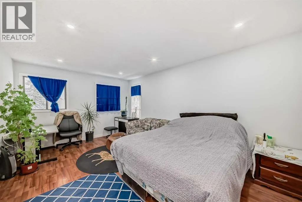 7 Hawksley Crescent NW