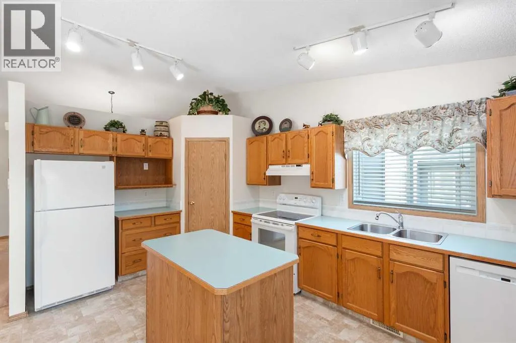 131 Tipping Close SE