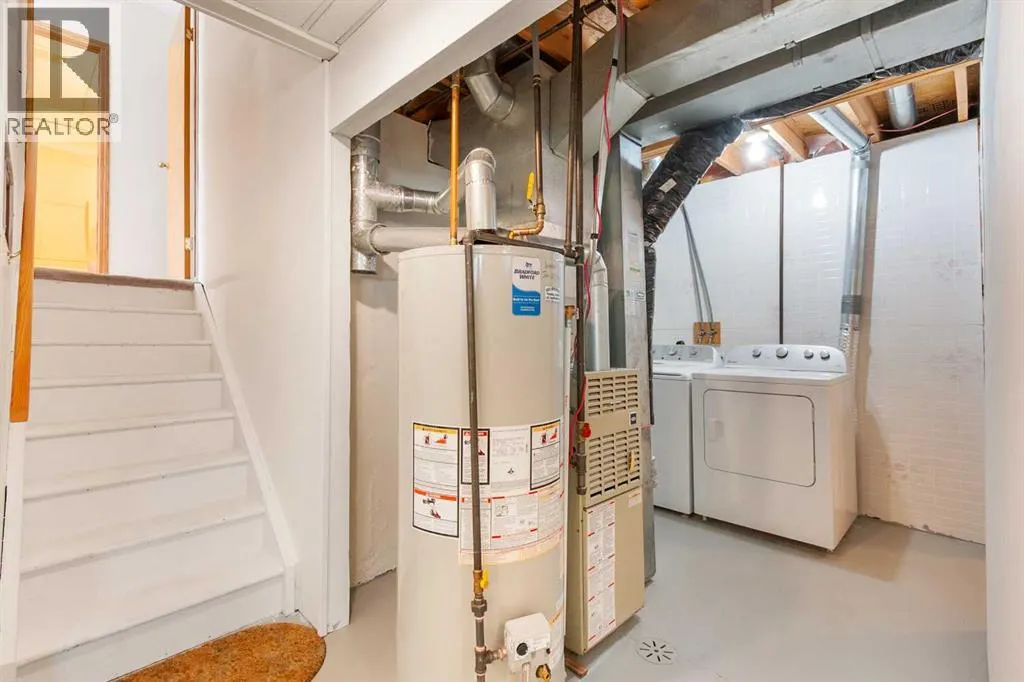 131 Tipping Close SE