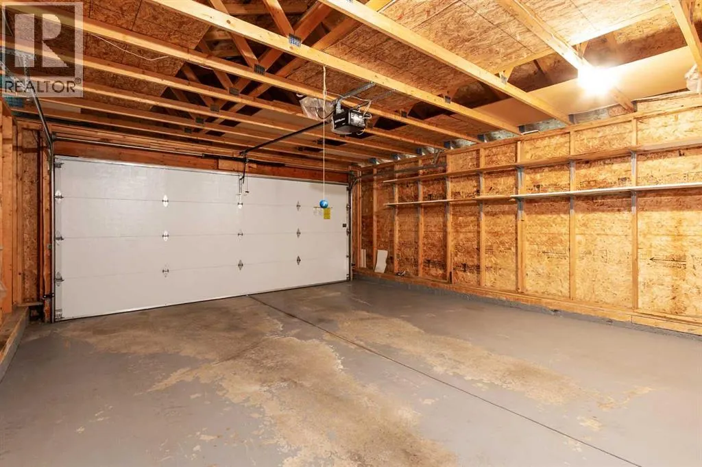 131 Tipping Close SE