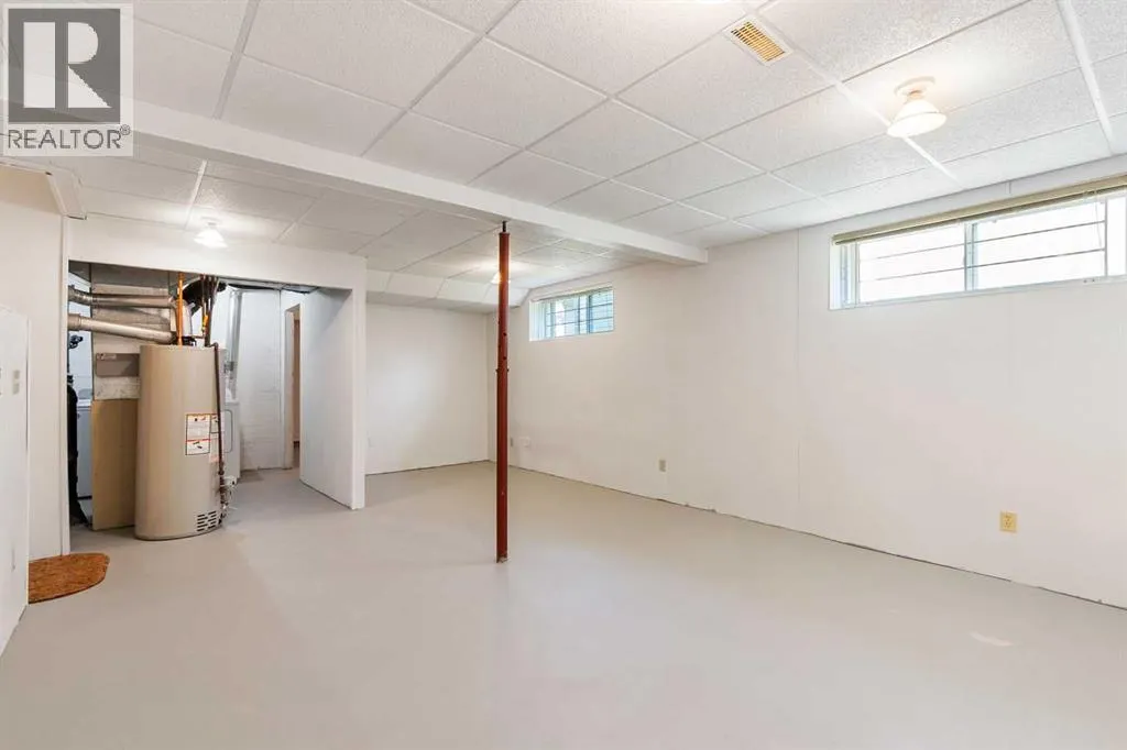 131 Tipping Close SE