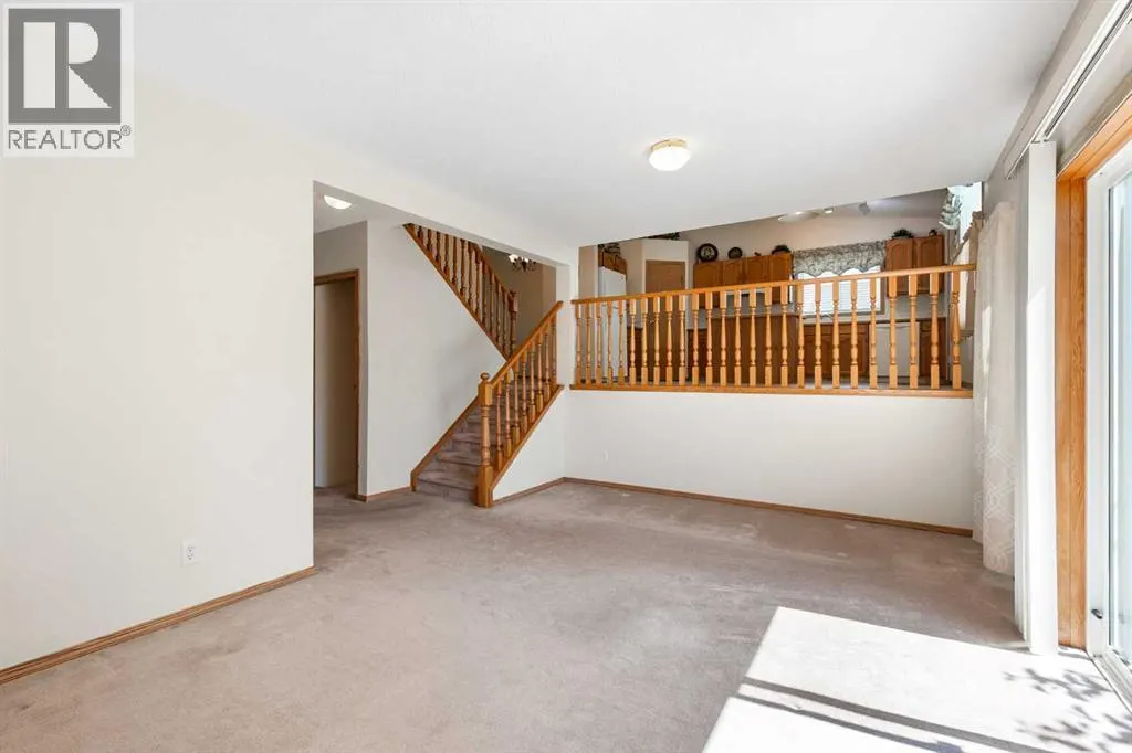 131 Tipping Close SE