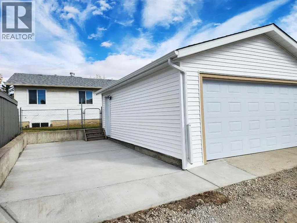 99 Abingdon Crescent NE