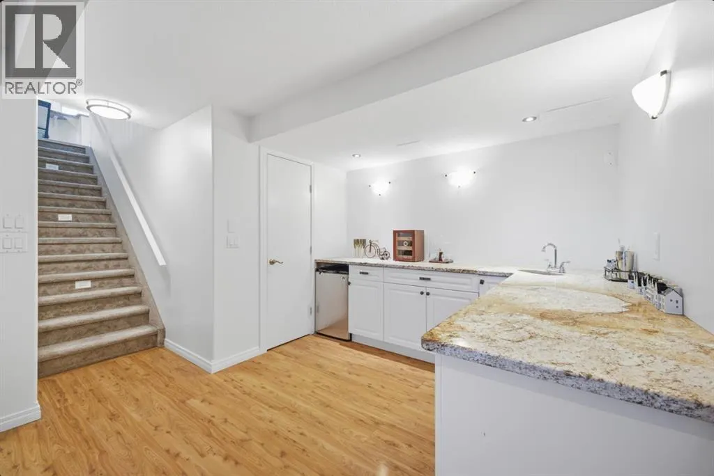 11 Falcon Ridge Drive