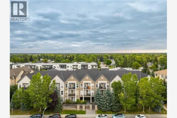 220, 15304 Bannister Road SE