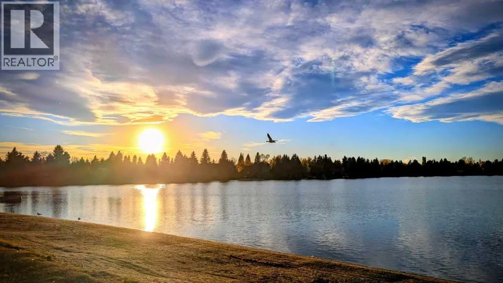 220, 15304 Bannister Road SE