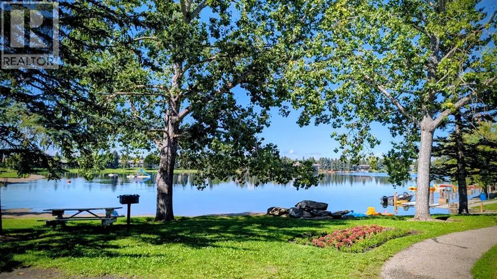 220, 15304 Bannister Road SE