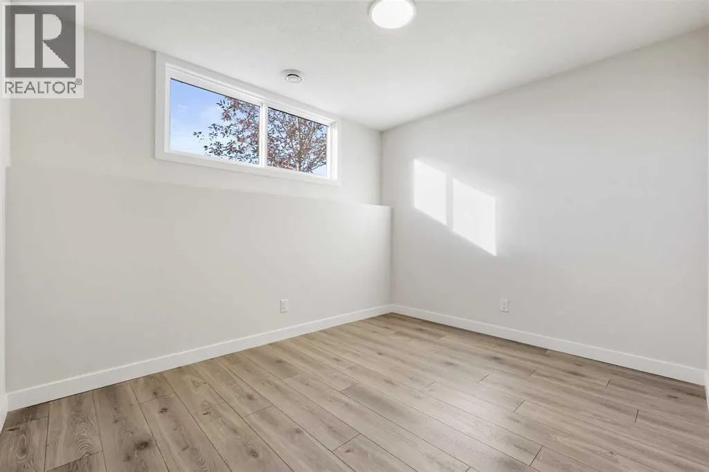 502, 185 Mahogany Gardens SE